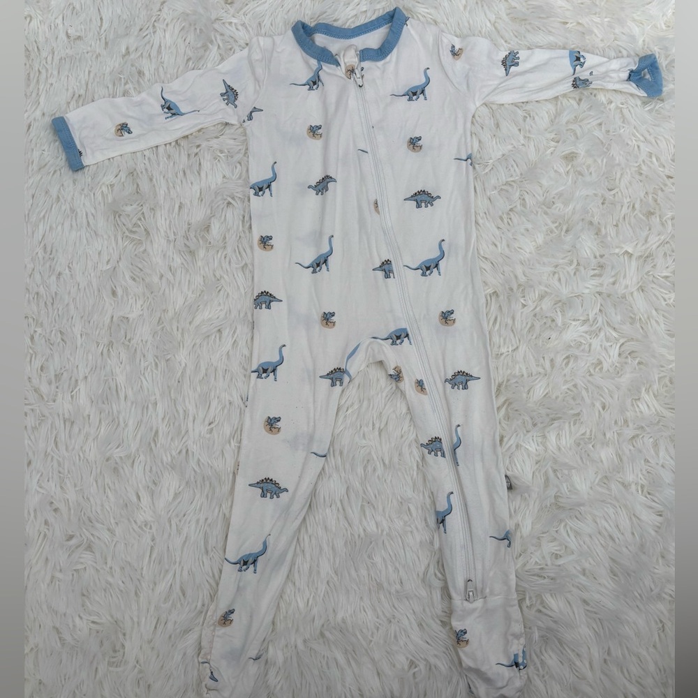 Kyte Baby Zippered Footie in Jurassic - Picture 2 of 5